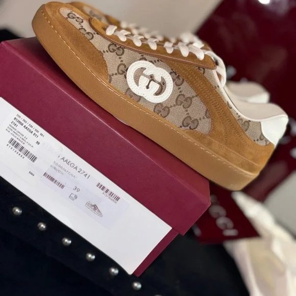 Gucci Red and White Receipt - Picture 3 of 5